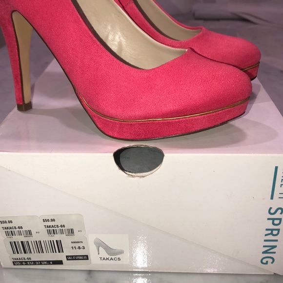 Pumps - Picture 8 of 8